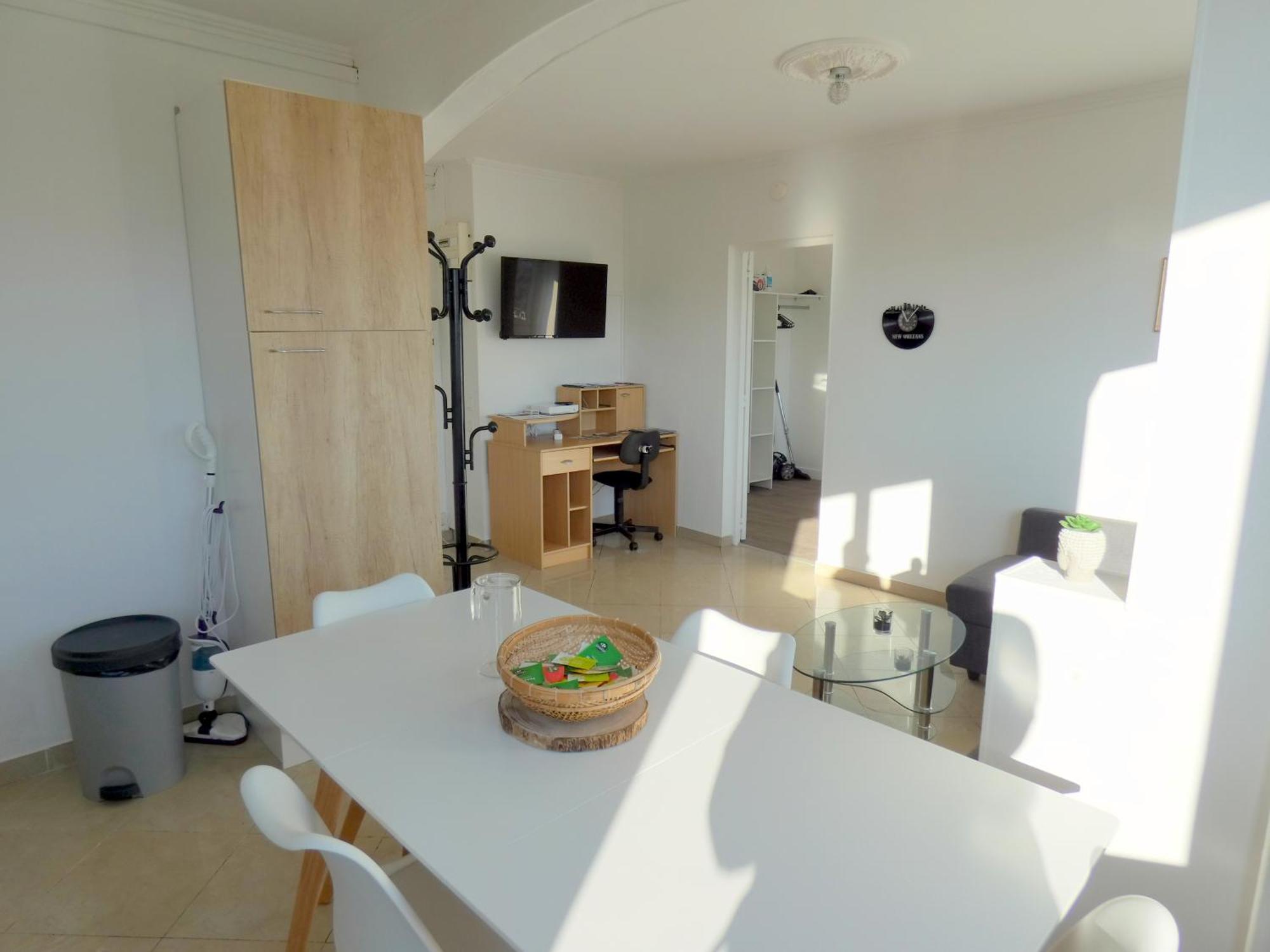 37M2 Lumineux Face Gare Sncf, Wifi Et Cafe Et The Offerts Apartment ออร์เลออง ภายนอก รูปภาพ